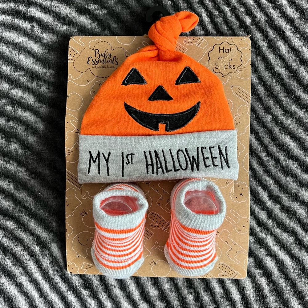 NWT Baby Essentials My 1st Halloween Hat and Sock Set Size 0-6 Months